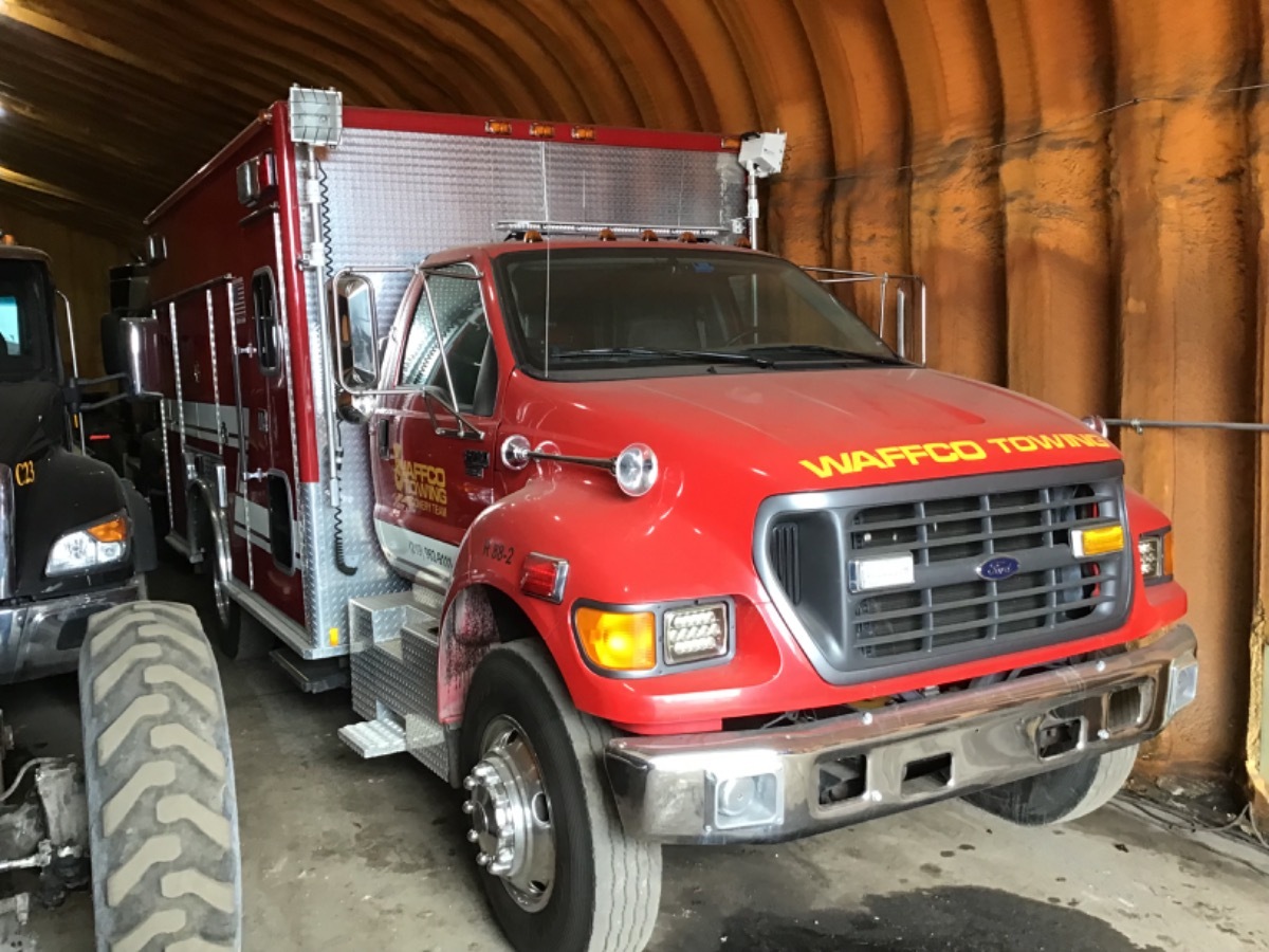 Truck 88-2, airbag recovery vehicle